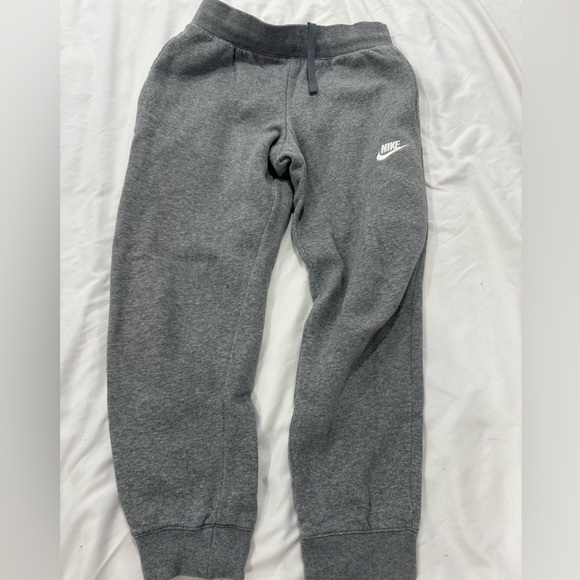 Youth Nike Grey Sweatpants Joggers Size M Unisex Girls / Boys - Picture 3 of 3
